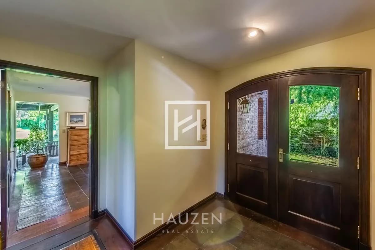 Venta Casa 3 Dormitorios En Lomas De La Tahona (73) - Jardín Al Golf - Barrio Privado — foto 1