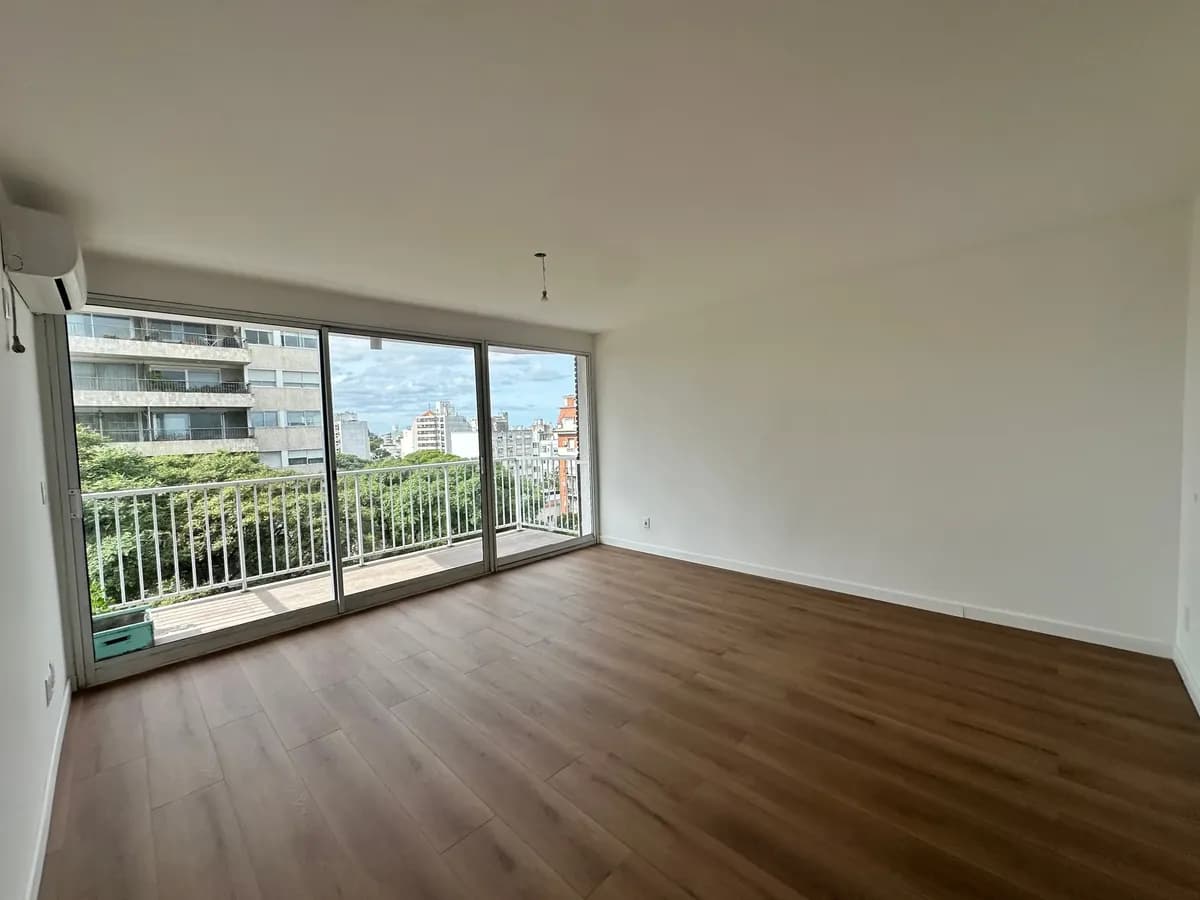 Alquiler Apartamento De 3 Dormitorios En Pocitos — foto 1