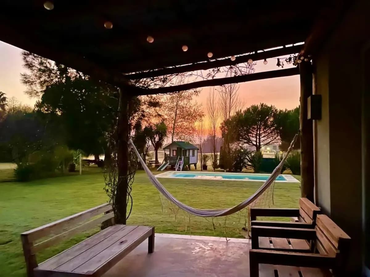 Casa En Alquiler Lomas De La Tahona 3 Dormitorios — foto 1