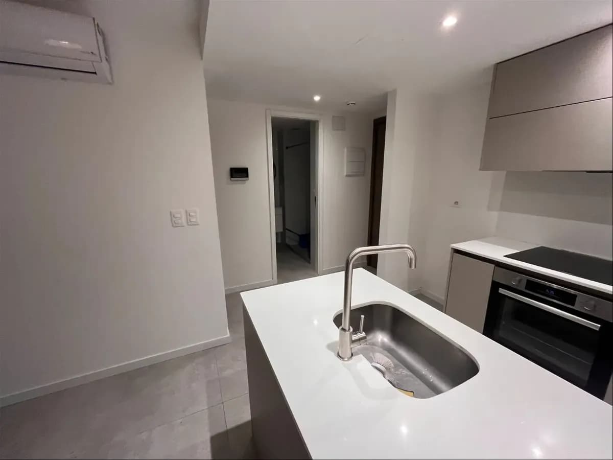 Alquiler,apartamento 1 Dormitorio + Garaje ,punta Carretas,piso Alto — foto 1