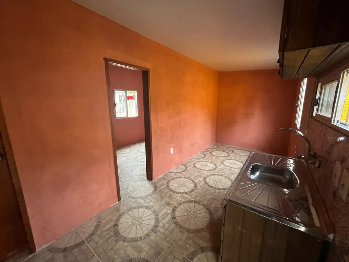 Complejo De 8 Casas En Zona Residencial Al Sur. — foto 1