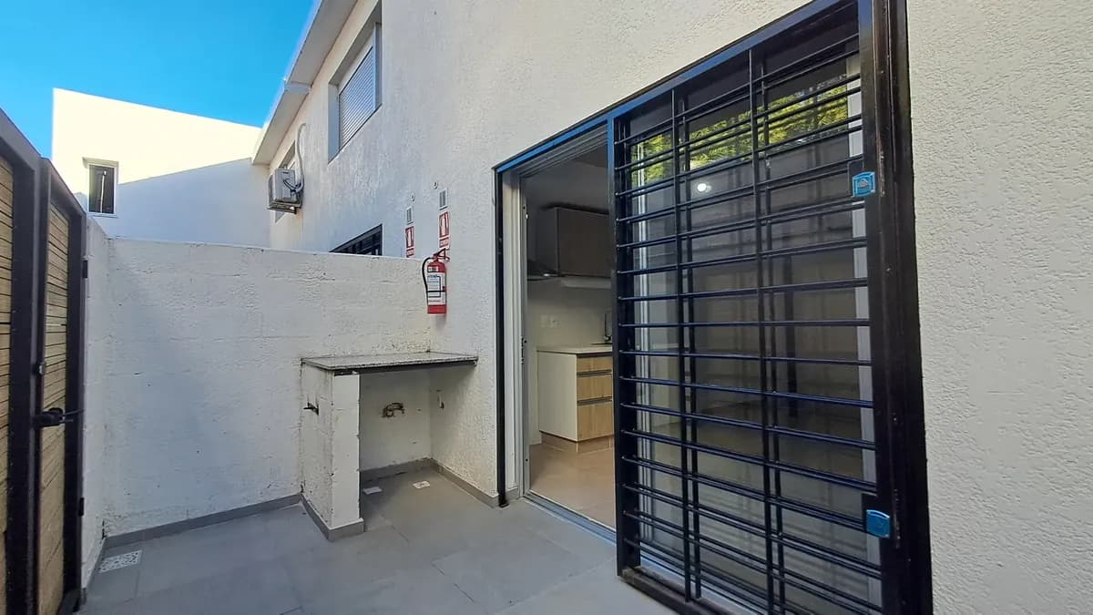 Independiente Con Garage — foto 1
