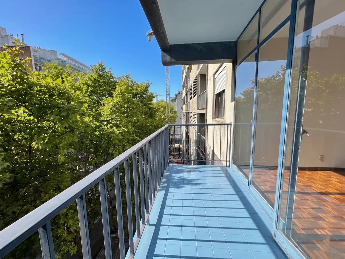Alquiler De Apartamento De Dos Dormitorios En Pocitos Con Garaje — foto 1