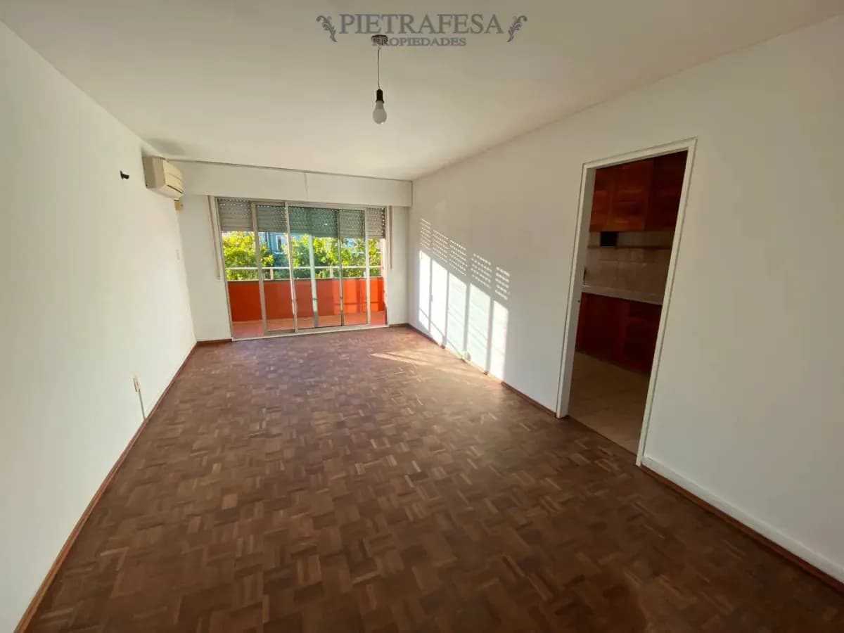Apartamento En Alquiler, 2 Dormitorios, 1 Baño, Terraza. Cordón. — foto 2