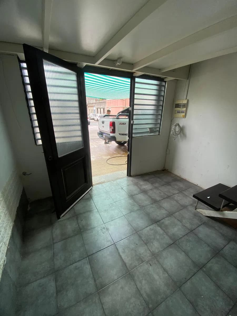 Alquiler Apartamento 2 Dormitorios Sin Gastos Comunes En Excelente Zona De Paso Molino — foto 1