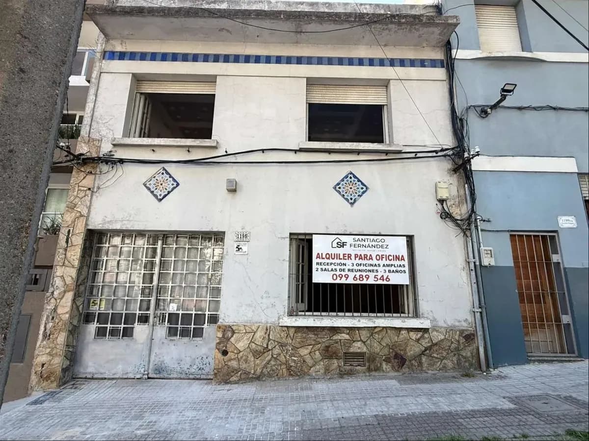 Alquiler Casa Para Oficina - 6 Dormitorios 3 Baños