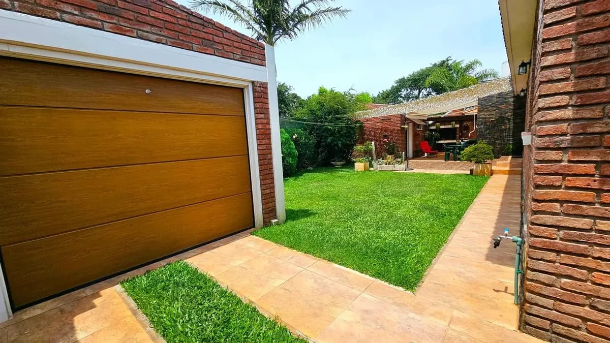 Venta Casa 3 Dormitorios A Pasos Del Mar En San José De Carrasco — foto 2