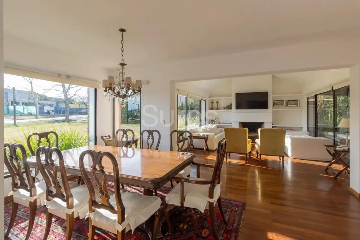 Venta De Casa De 3 Dormitorios En La Tahona, Canelones
