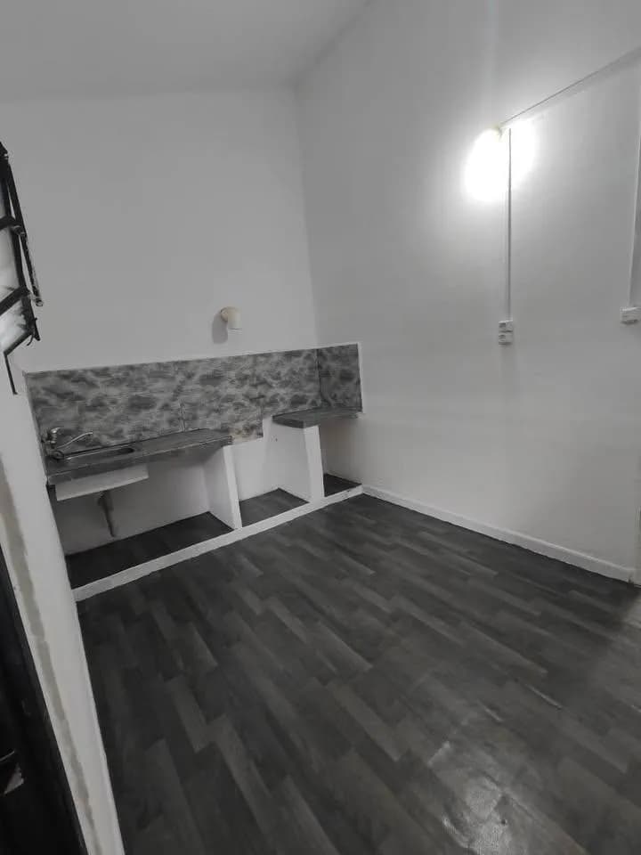 Alquiler Casa 1 Dormitorio Y Patio En Paso Carrasco — foto 1