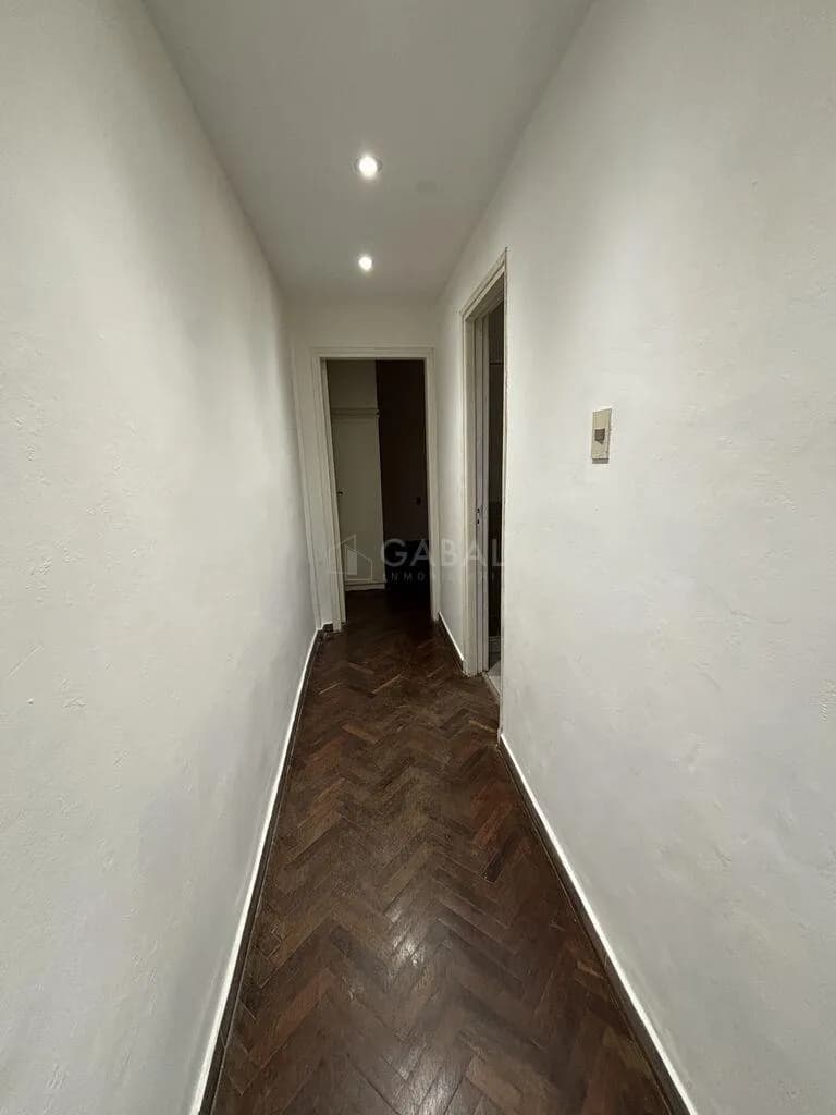 Alquiler De Apto. 1 Dormitorio En Goes — foto 1