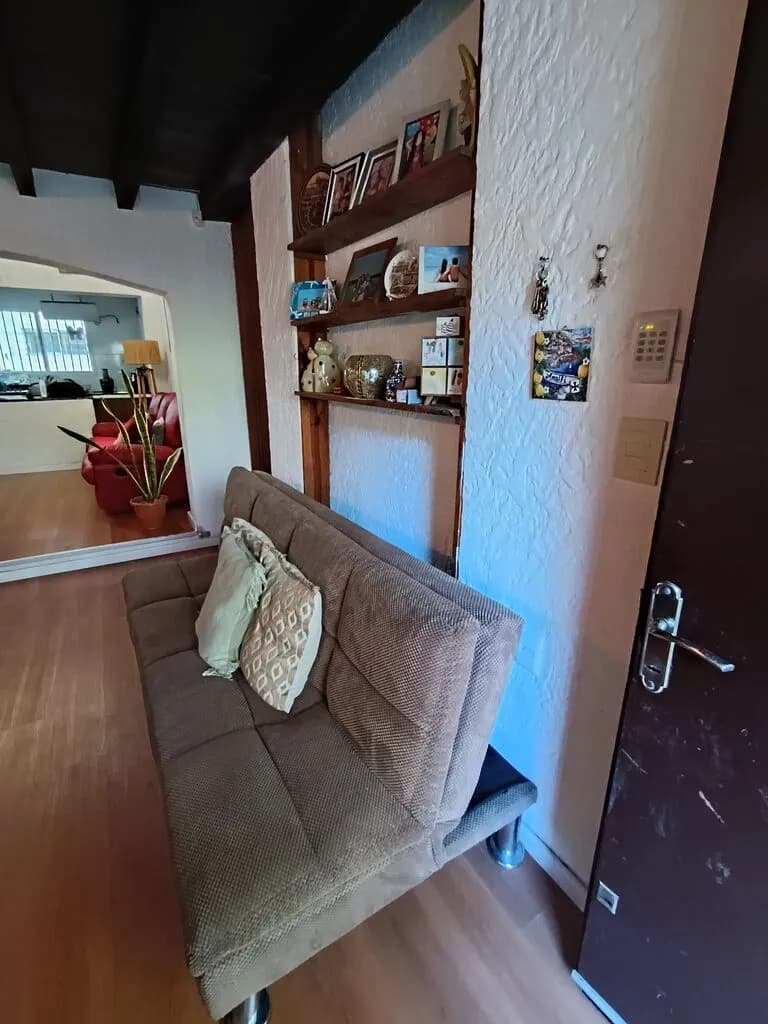 En Venta Casa Con Garaje, Parrillero, Patio Y Terraza Transitable En Pq. Batlle — foto 1