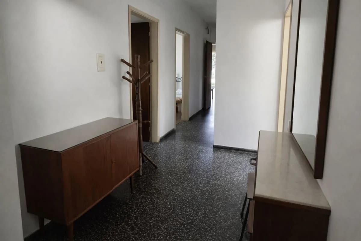 Bonita Casa De 3 Dormitorios A Pasos De La Playa — foto 1