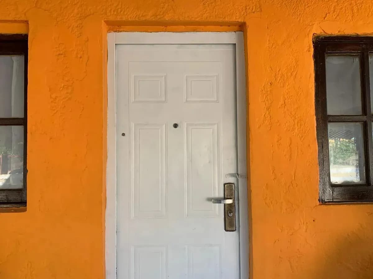 Alquiler Casa 2 Dormitorios Con Gran Jardín En Pinamar — foto 2