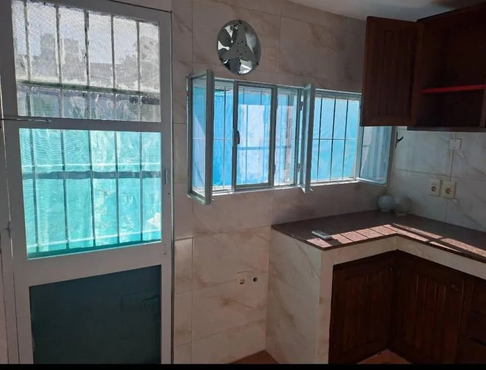 Alquiler Casa 4 Dormitorios Con Patio Y Garaje En Malvin Norte — foto 1