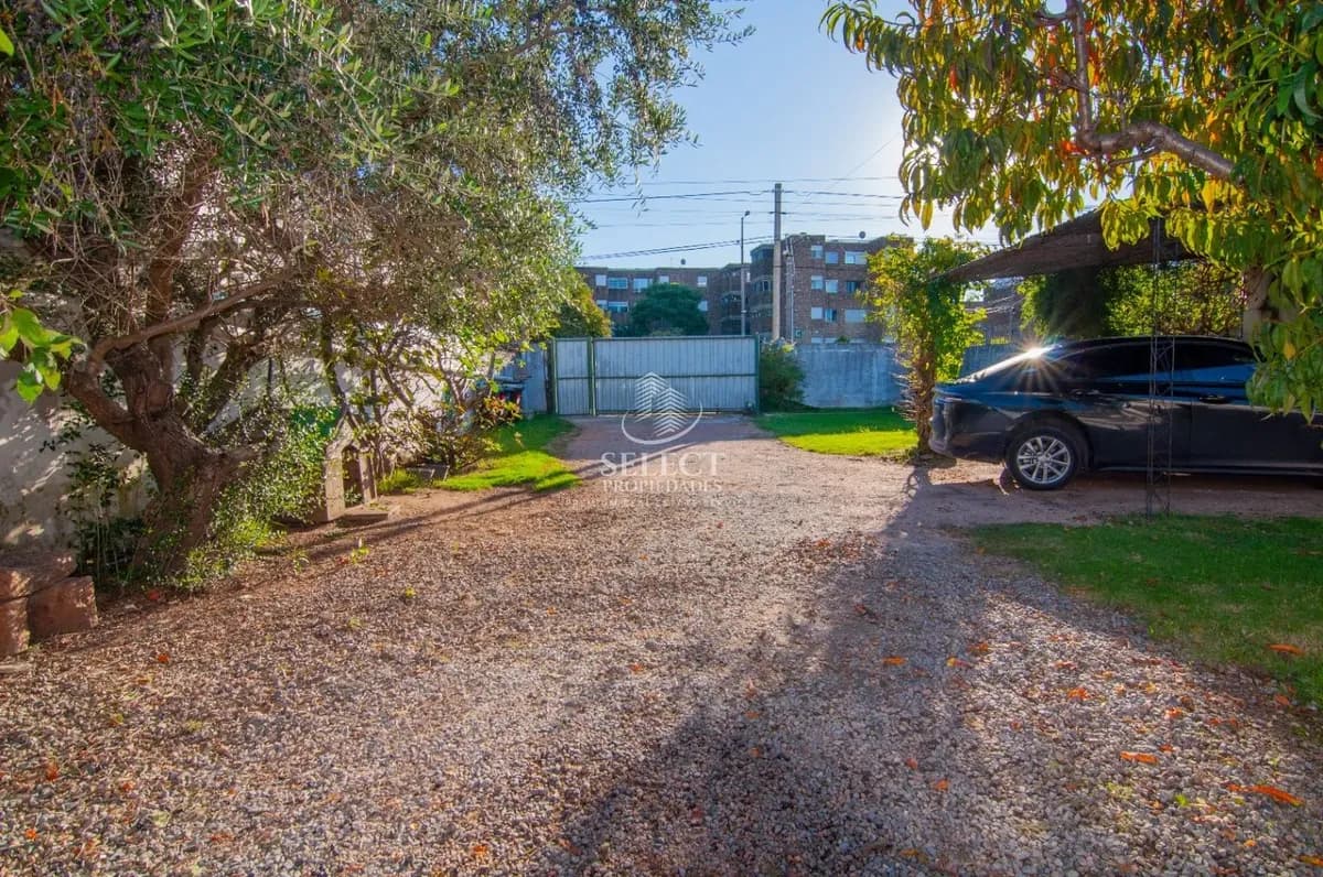 Venta Casa La Paz Con Cochera — foto 1