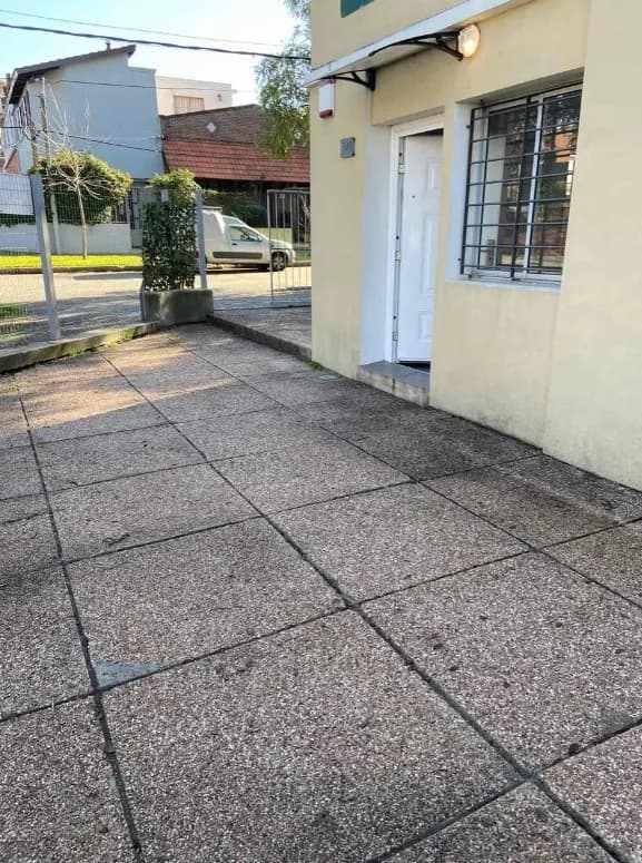 Alquiler Casa 1 Dormitorio Parque Batlle Con Cochera