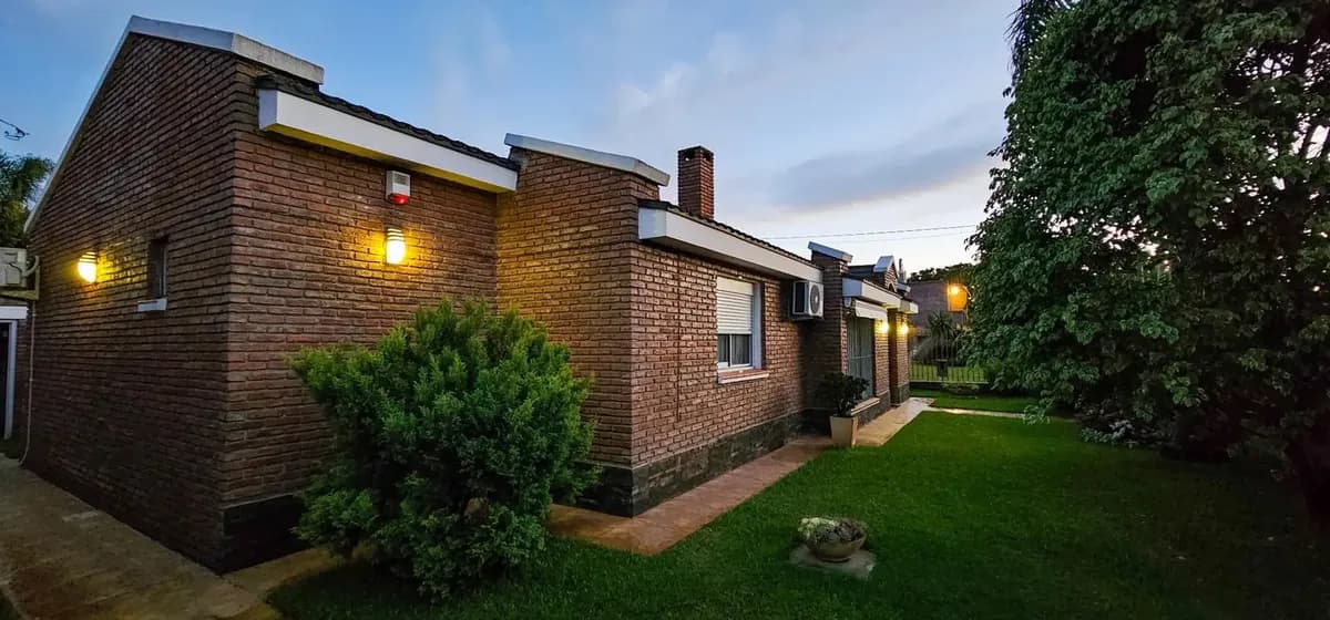 Venta Casa 3 Dormitorios A Pasos Del Mar En San José De Carrasco — foto 3