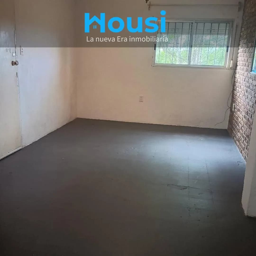 Venta Apartamento 3 Dormitorios, Con Terraza Muy Amplio Y Luminoso. Paso De Las Duranas.