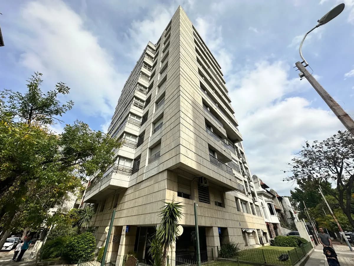 Alquiler De Apartamento De Dos Dormitorios En Pocitos