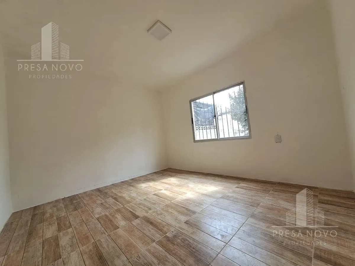 Casa En Venta En Las Piedras Hecha A Nuevo! — foto 1