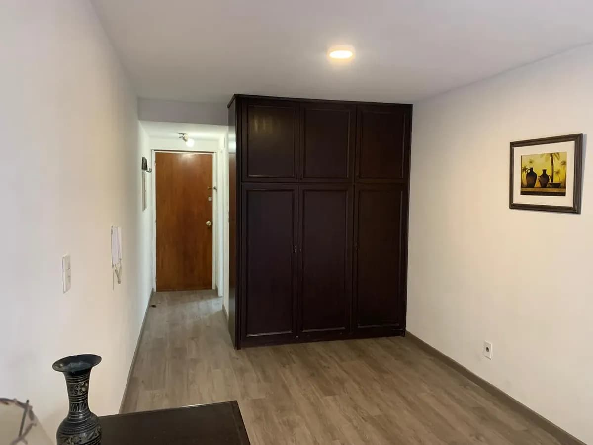 Apartamento En Alquiler, Monoambiente Con Patio En Pocitos — foto 2