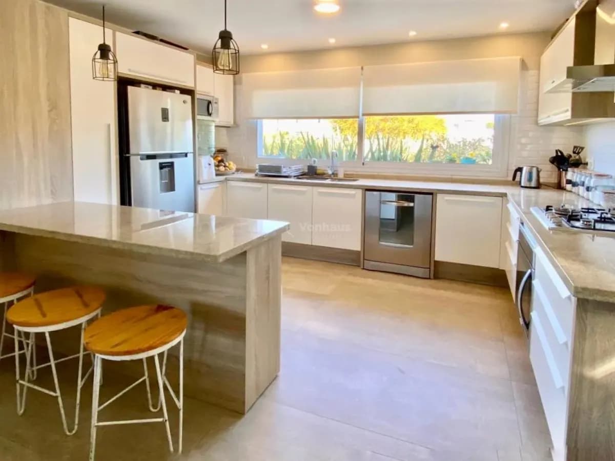 Casa En Alquiler Lomas De La Tahona 3 Dormitorios — foto 2