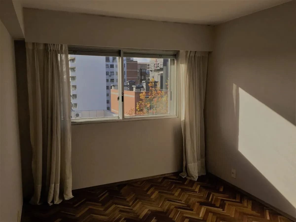 Alquiler Apartamento 2 Dormitorios Parque Rodó Con Garage Con Calefaccion — foto 1