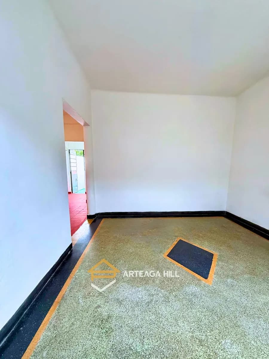 Alquiler | Apartamento De Un Dormitorio - En Planta Baja Con Patio | Curva De Maroñas | Sin Gastos Comunes