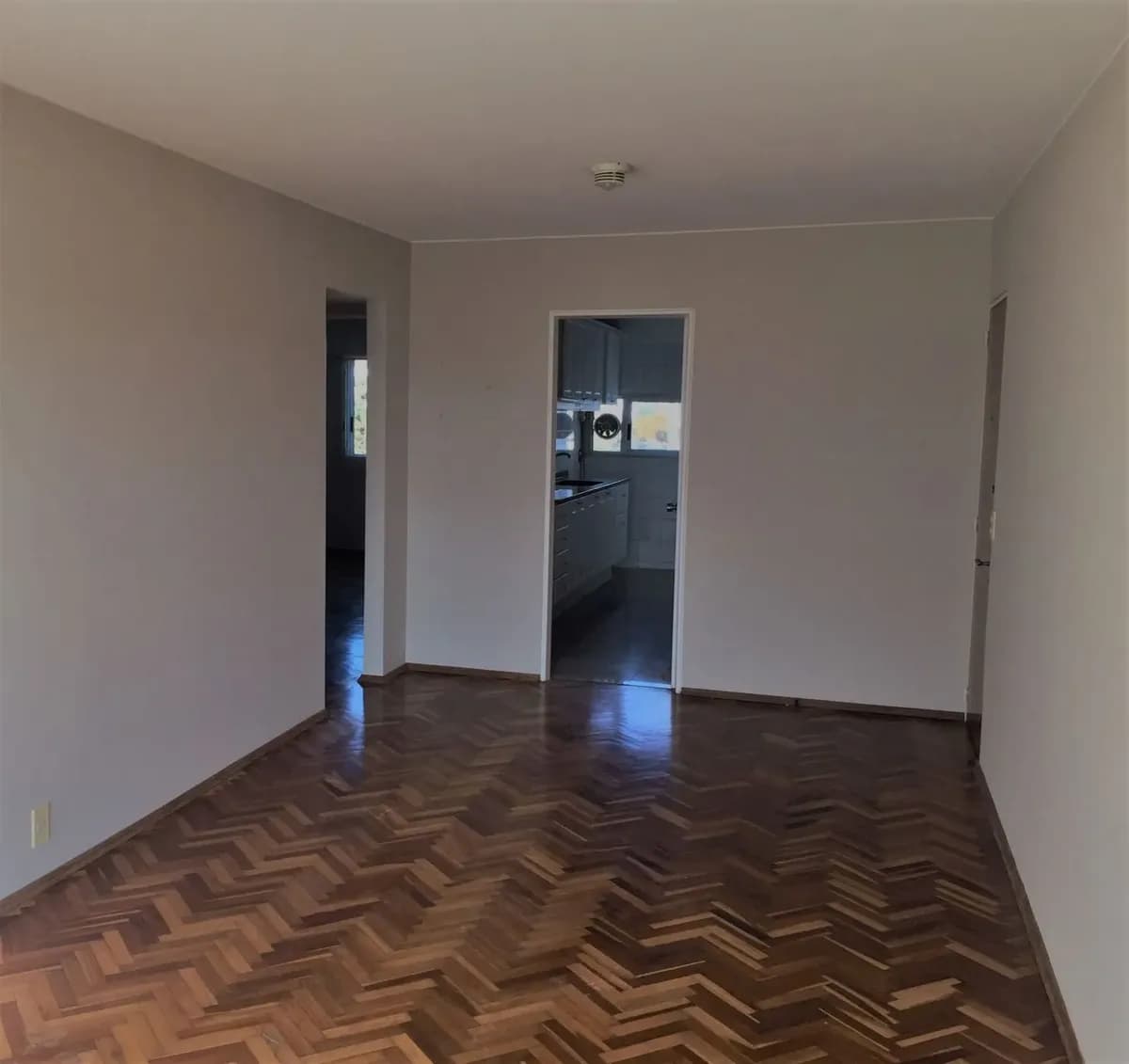 Alquiler Apartamento 2 Dormitorios Parque Rodó Con Garage Con Calefaccion — foto 2