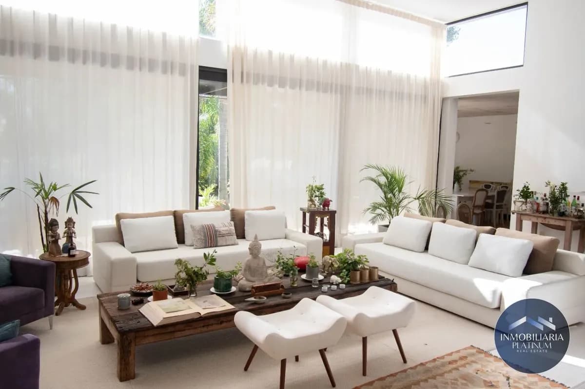 Alquiler Casa 4 Dormitorios + Servicio Completo, 5 Baños, Piscina, Lomas De La Tahona. — foto 3