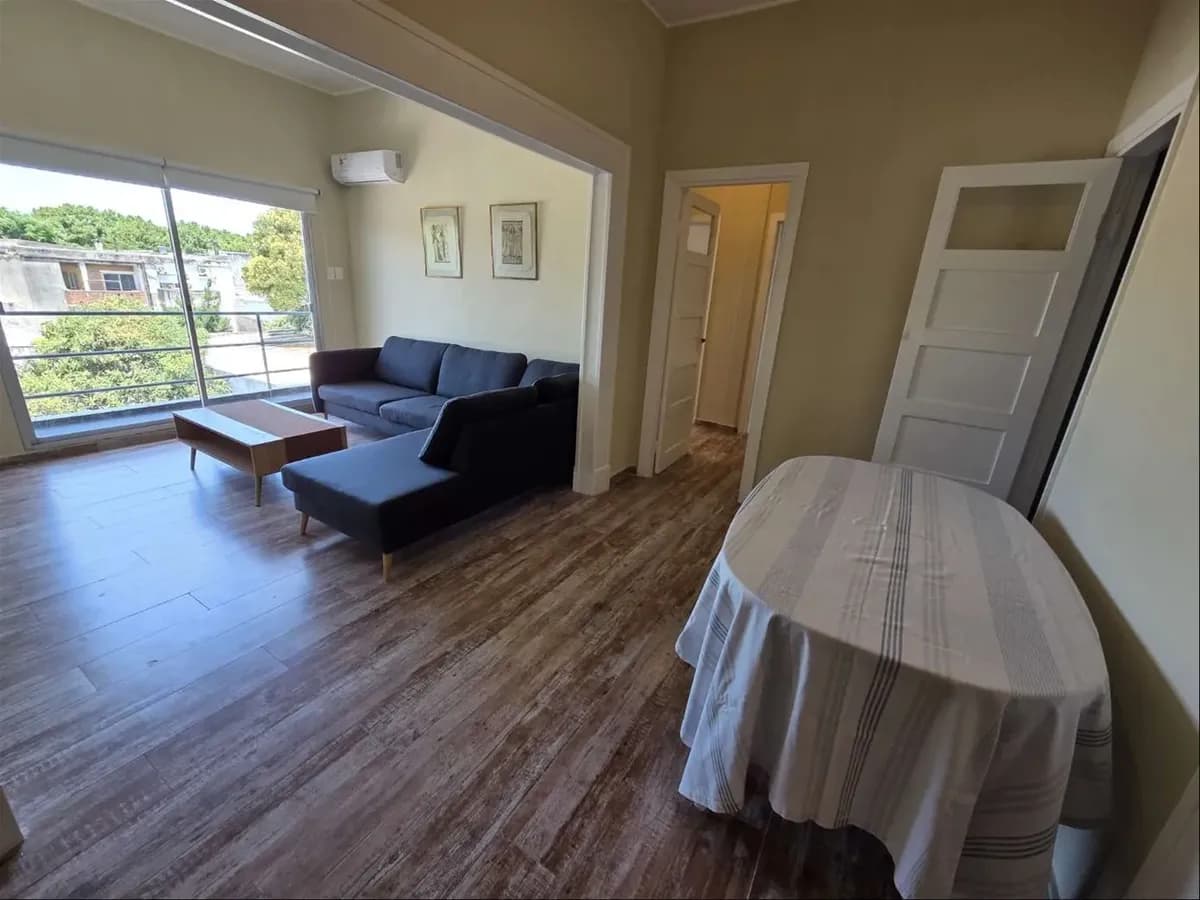 Alquiler Hermoso Apto 3 Dormitorios 2 Baños Con Muebles — foto 2