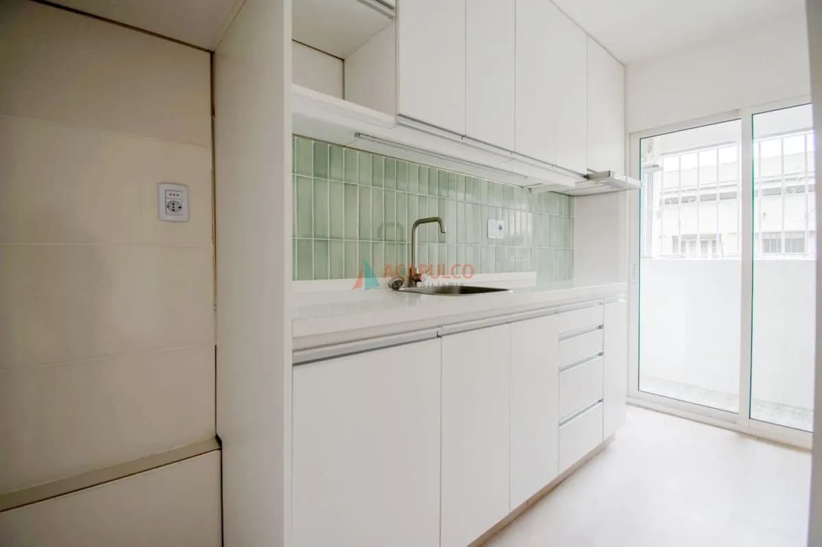 Alquiler Apartamento 2 Dormitorios En Cordón Totalmente Reciclado — foto 2