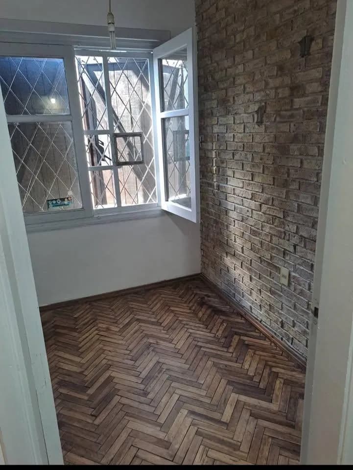 Alquiler Casa 4 Dormitorios Con Patio Y Garaje En Malvin Norte — foto 2