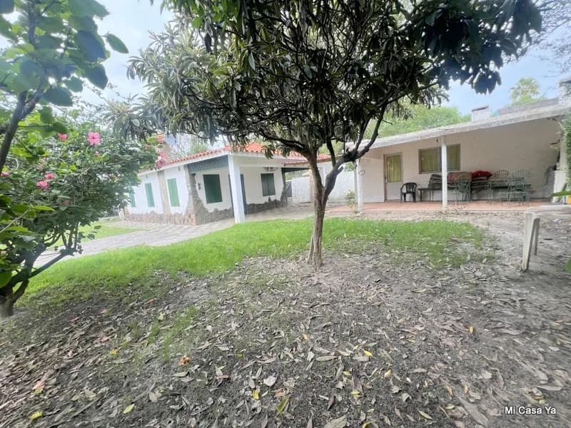 Venta Hermosa Casa Chalet San Luis A Dos Cuadras De Playa 3 Dormitorios Cocheras Parrillero Patio Jardin — foto 2