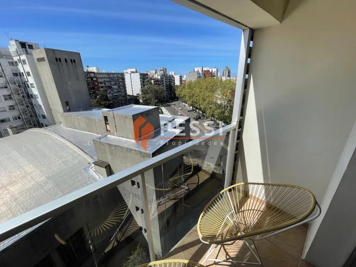 Alquiler Apartamento 1 Dormitorio Con Balcón Y Garage En Pocitos — foto 2
