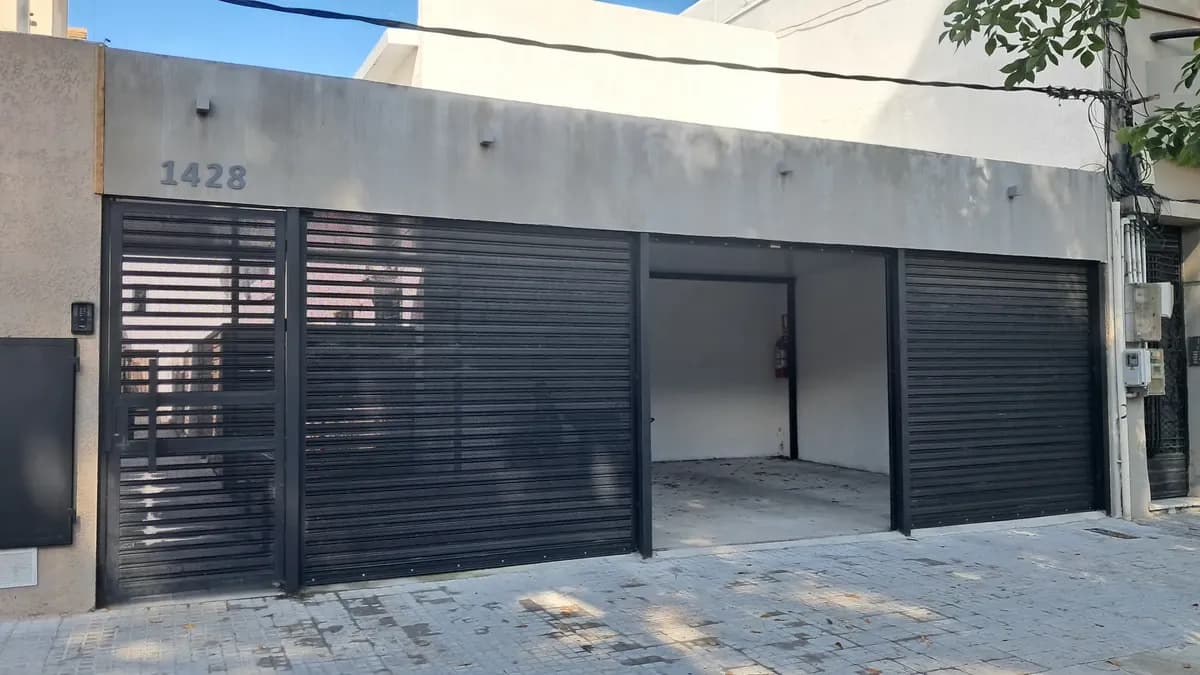 Independiente Con Garage