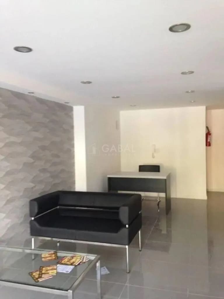 Apartamento 1 Dormitorio Totalmente Amueblado — foto 2