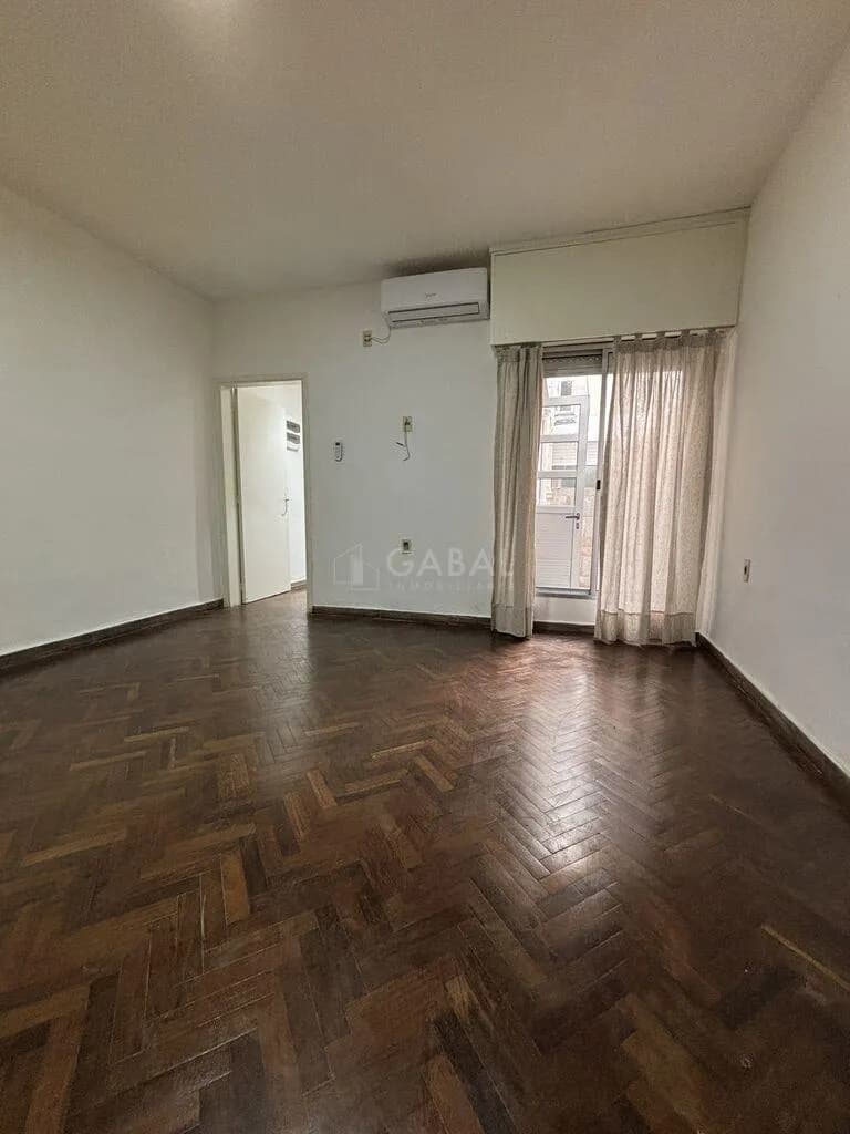 Alquiler De Apto. 1 Dormitorio En Goes — foto 3