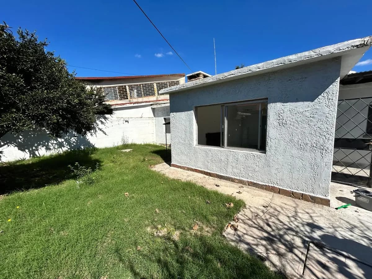 Casa Al Fondo Con Dos Dormitorios