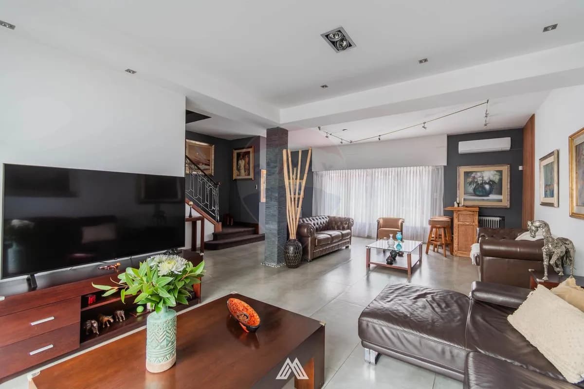 Alquiler Casa 4 Dormitorios 2 Baños Garaje Pocitos — foto 3