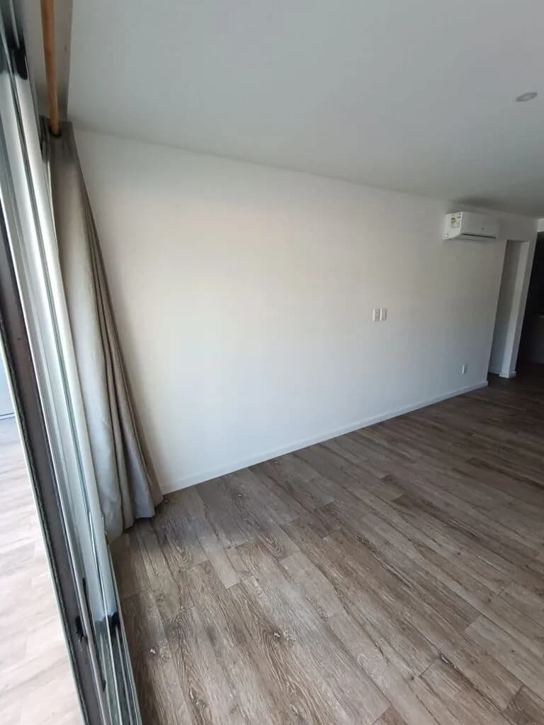 1 Dormitorio +balcon + Garaje — foto 3