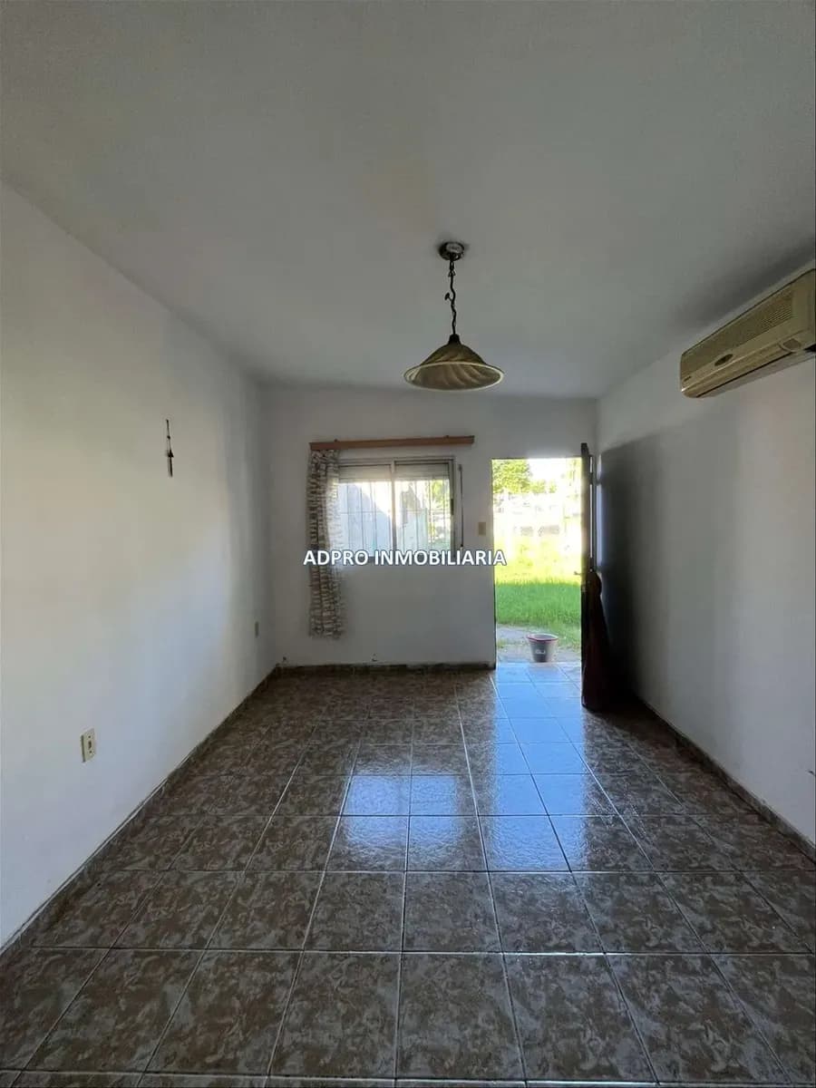 Alquiler Casa 2 Dormitorios, Colon, C. De La Barca 1847 Bis — foto 2