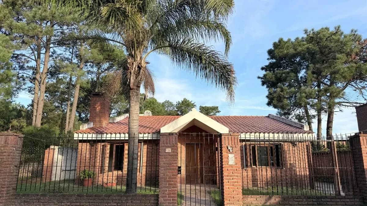 Alquiler Casa 3 Dormitorios 3 Baños Barbacoa Cochera Barrio Jardín El Pinar — foto 1