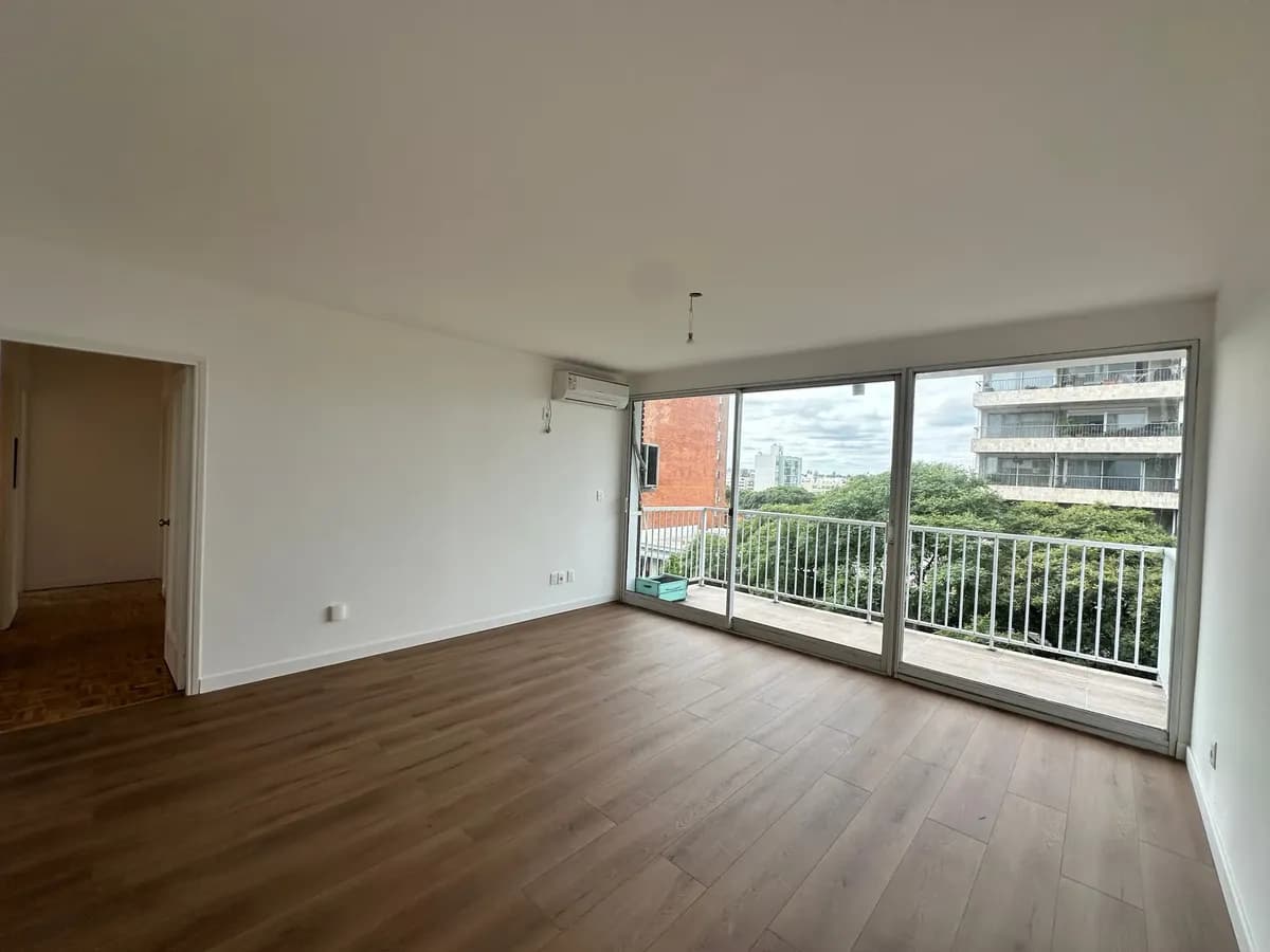 Alquiler Apartamento De 3 Dormitorios En Pocitos