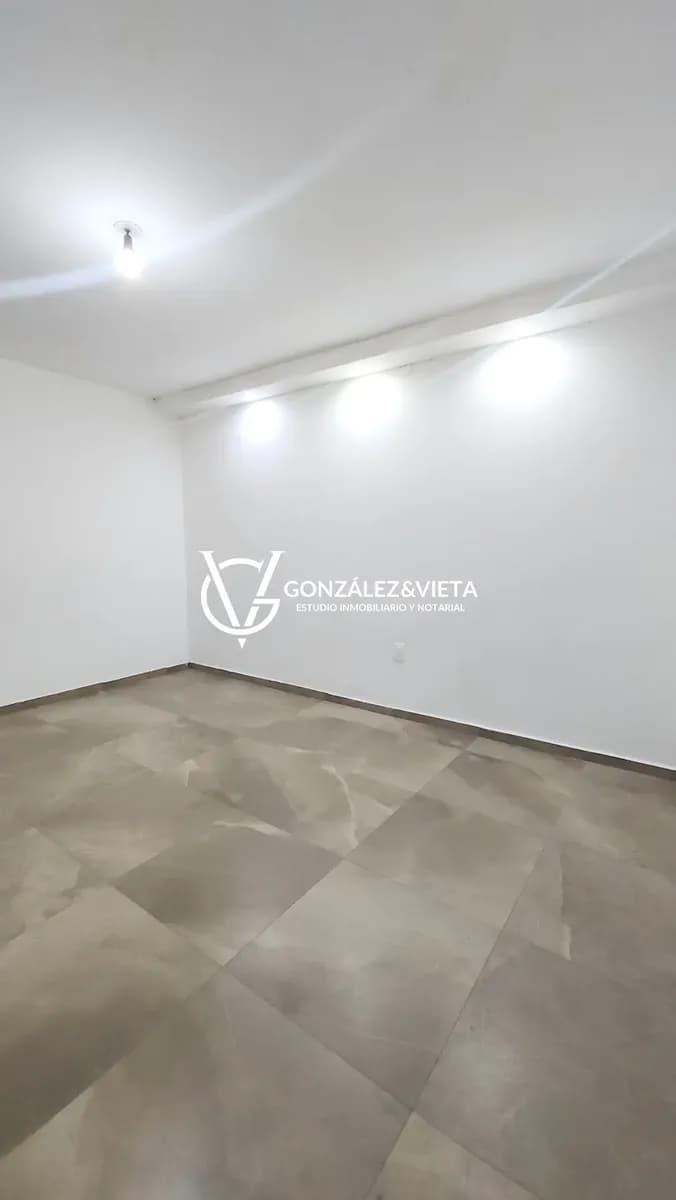 Apartamento De Un Dormitorio Con Cochera Próximo A Av. 18 De Julio En Cordón.- — foto 3