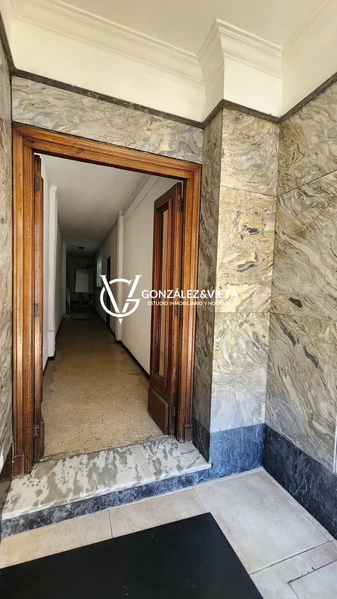 Cómodo Apartamento De Dos Dormitorios En Tres Cruces.- — foto 3