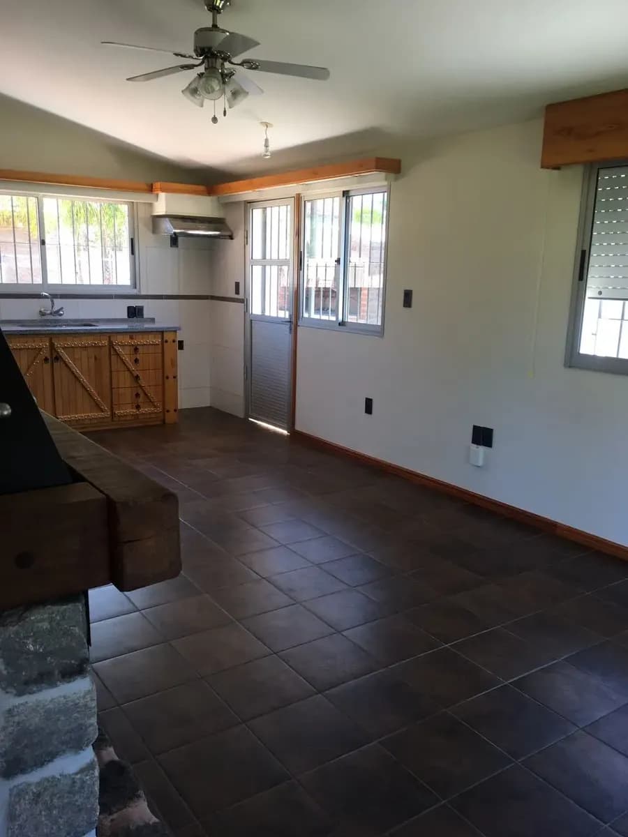 El Pinar Sur, 2 Dorm, 1 Baño, Parrillero, Amplio Jardin. — foto 4