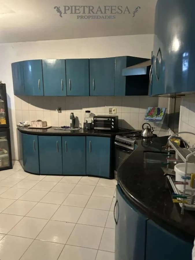 Casa En Alquiler, 3 Dormitorios, 1 Baño, Patio Con Parrillero. Tres Cruces. — foto 3