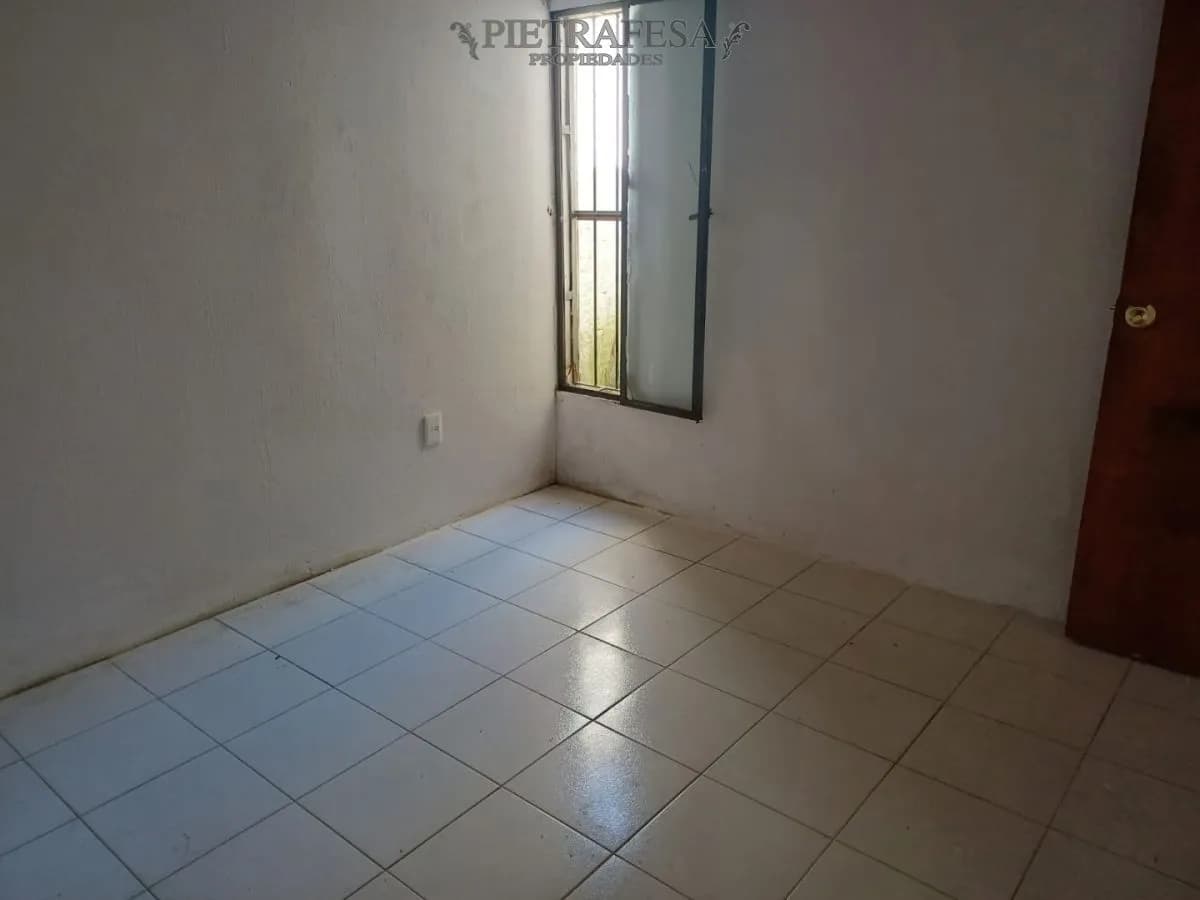Casa En Alquiler, 3 Dormitorios, 1 Baño, Patio, Cochera. Brazo Oriental. — foto 4
