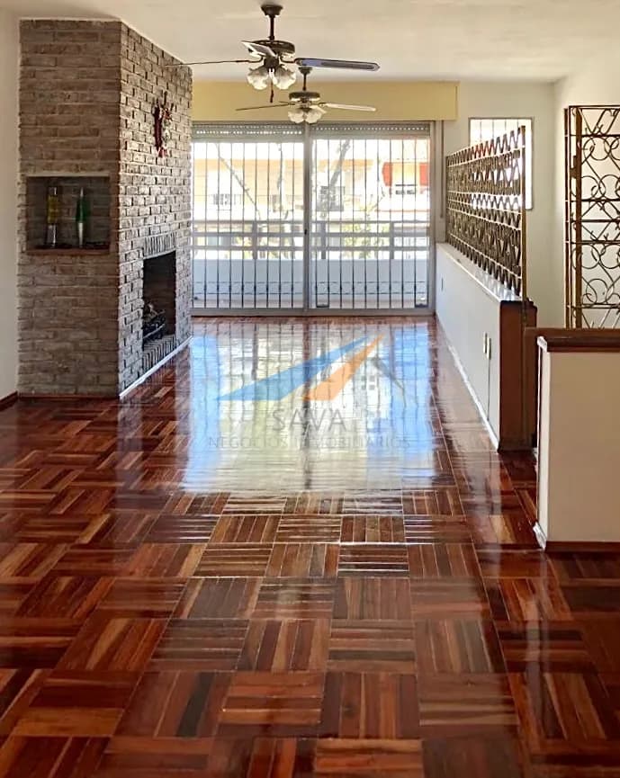 Alquiler Casa De Altos 3 Dormitorios + Servicio En Malvín! Garage. Patio / Terraza. Barbacoa.